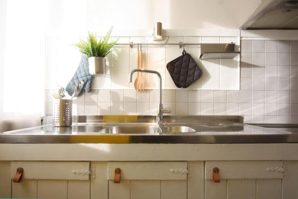 Primaticcio Metro E Aria Condizionata Appartement Milaan Buitenkant foto