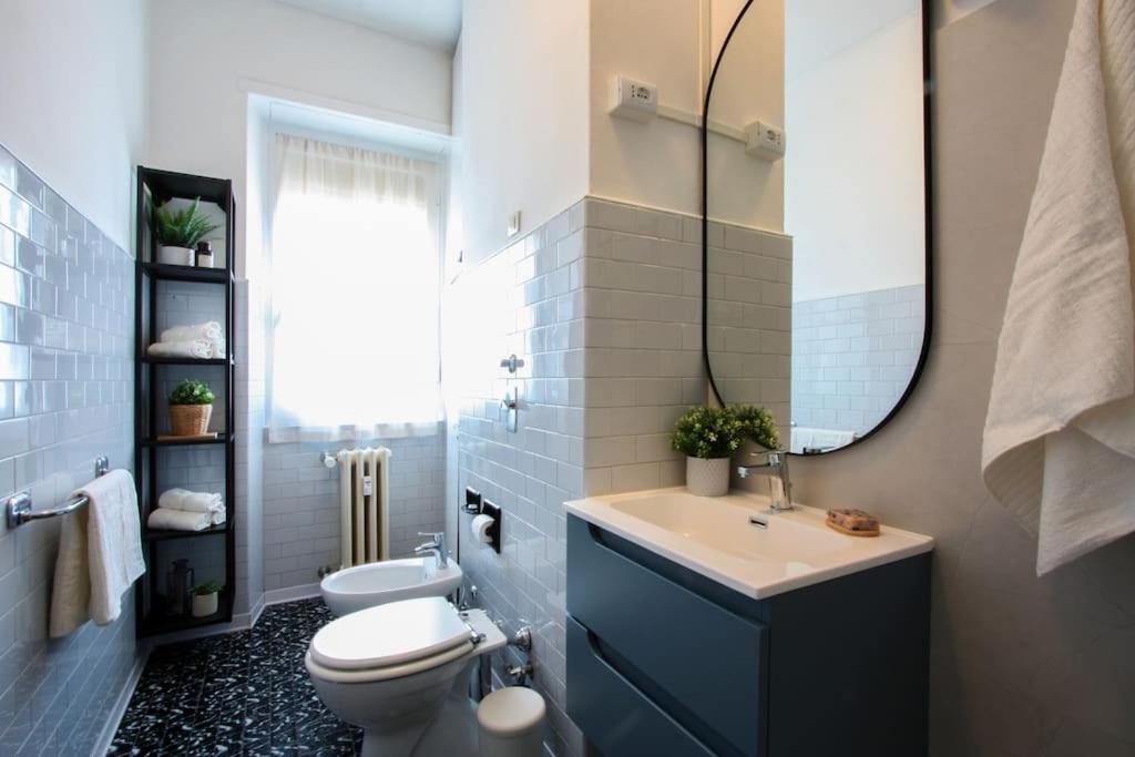 Primaticcio Metro E Aria Condizionata Appartement Milaan Buitenkant foto