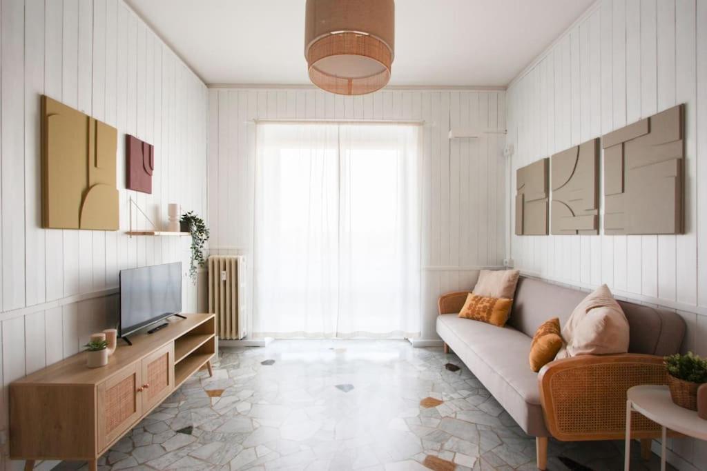 Primaticcio Metro E Aria Condizionata Appartement Milaan Buitenkant foto