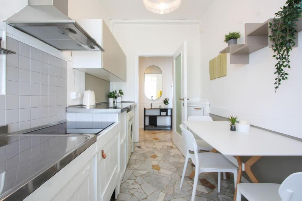Primaticcio Metro E Aria Condizionata Appartement Milaan Buitenkant foto